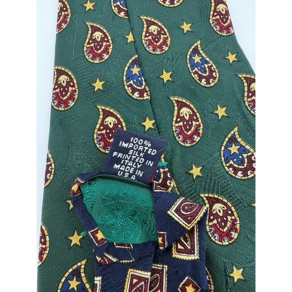 Tommy Hilfiger Mens Silk Tie Green Paisley Star Pattern Made in USA Italy Fabric